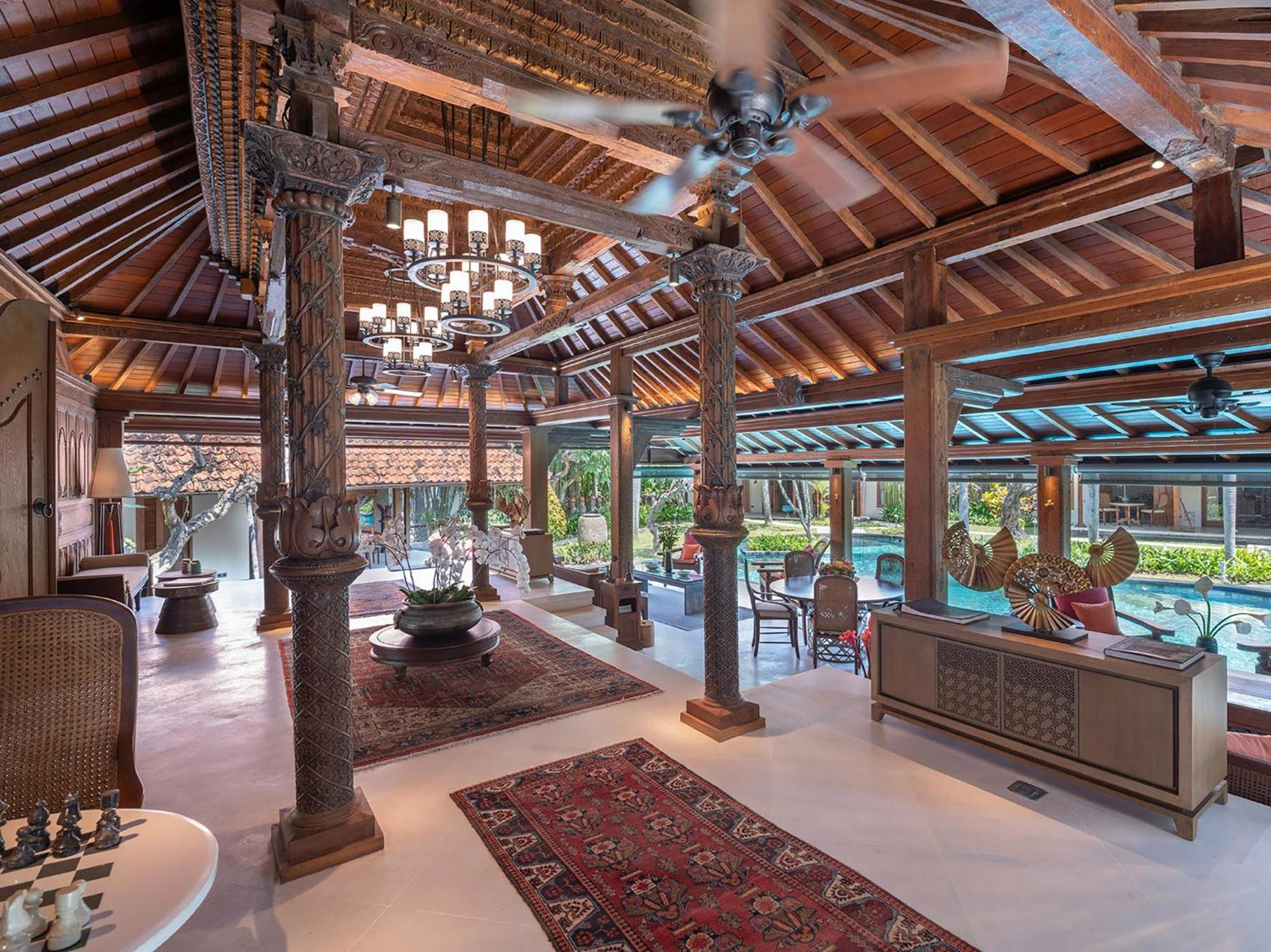 Des Indes Villa Seminyak (Bali)